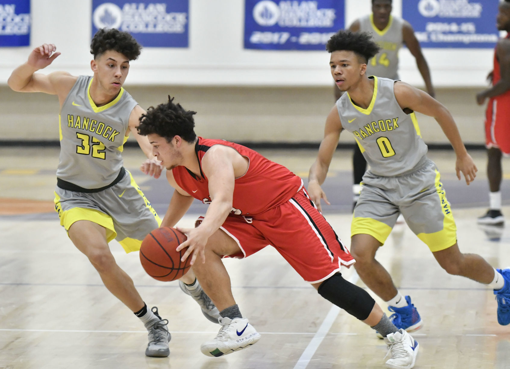 013019 SBCC Hancock mbb 10.jpg